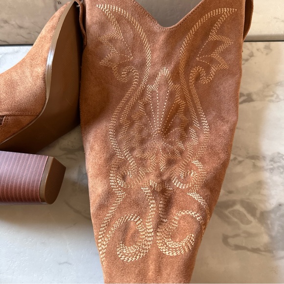 Women's Faux Suede Embroidered Knee High Cowboy Boots Size 8 Light Brown - NWOT - Picture 9 of 13